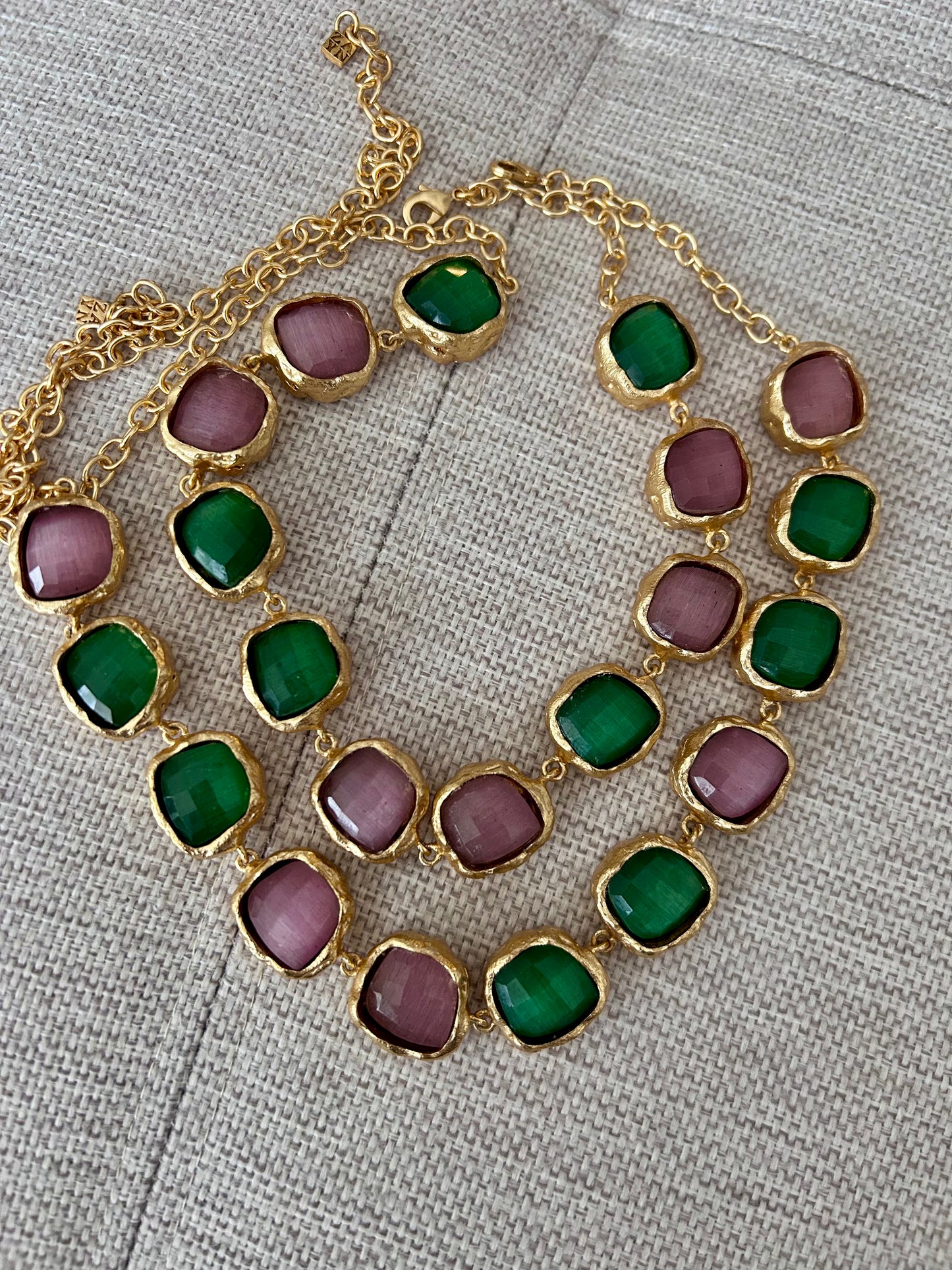 Set in stones necklace