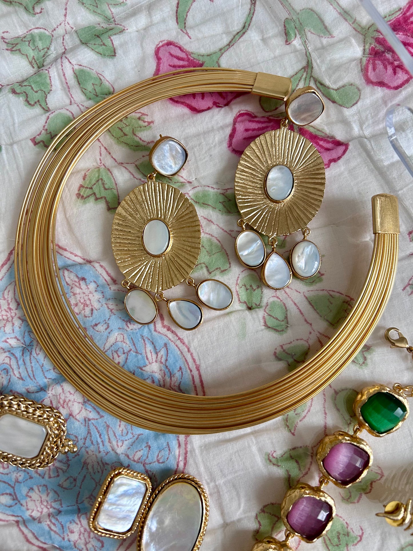 PRIYA EARRINGS