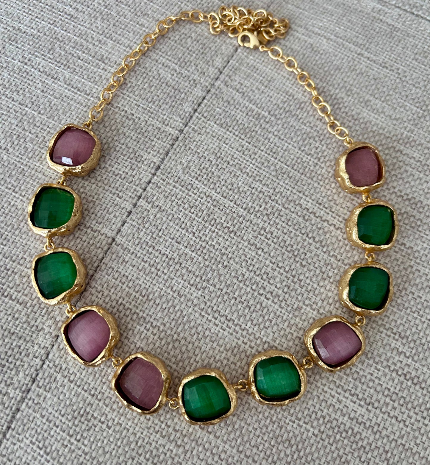 Set in stones necklace